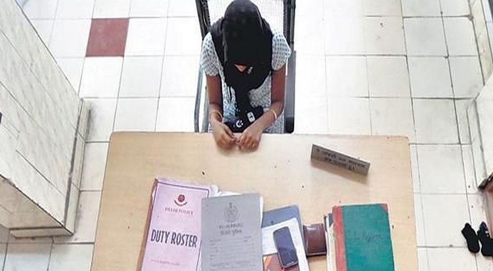 महिला दिवस पर महिला आरक्षक ने दर्ज करवाया बलात्कार का मामला : INDORE NEWS